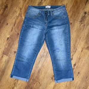 Royalty For Me Jean Capris